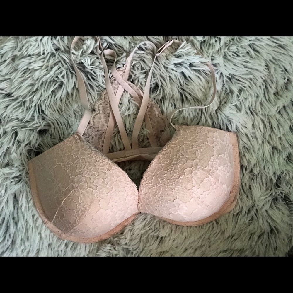 hollister bra